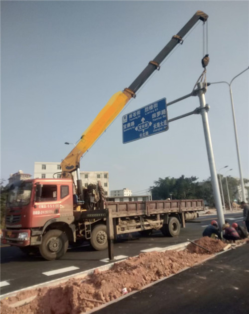 雁江区设备吊装租赁吊车要用多大吊车